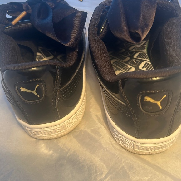 PUMA BASKET PATENT LEATHER SNEAKERS WITH RIBBON DETAIL SIZE 9.5 - Picture 6 of 13